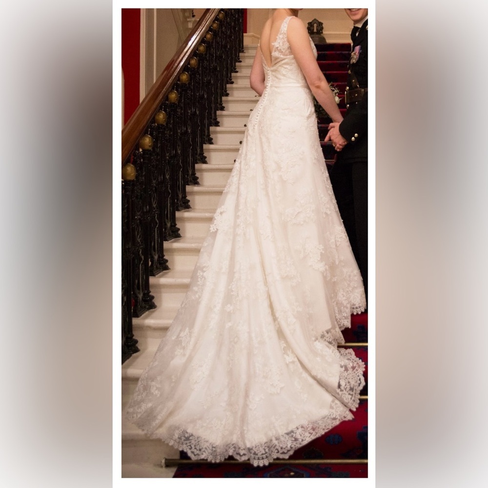 Maggie Sottero haute Couture Elegant Lace Wedding Gown size 14